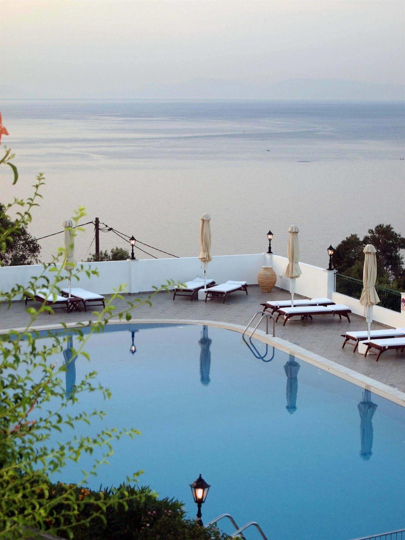 Kalidon Beach Hotel Kokkari Exterior foto